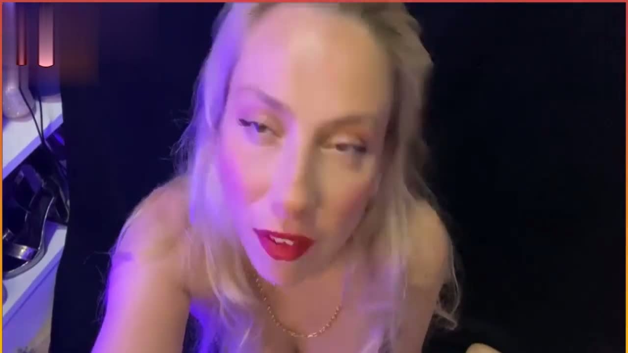 Pelin asmr yeteneklerini gösteriyor